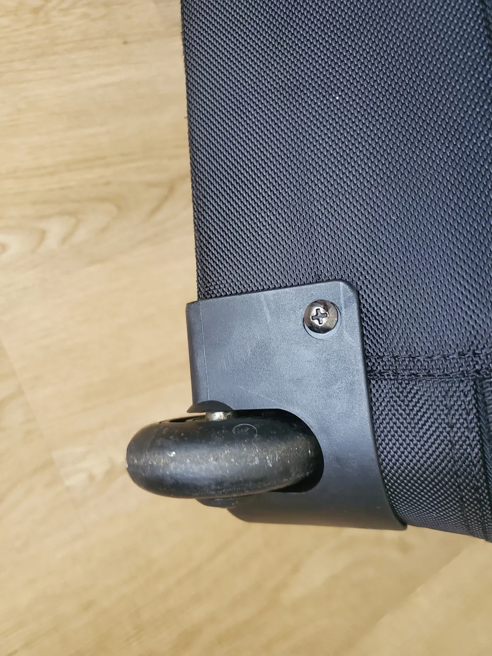 Delsey Black Laptop Briefcase for Men with Top Handles